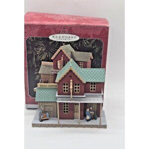 Hallmark HALLS STATION Ornament 1998 Train Station 2 Sides Front and Back